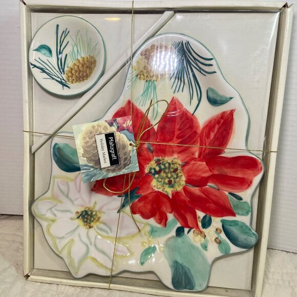 Pfaltzgraff Holiday Market Poinsettia & Pinecone 2-Piece Ceramic Hostess Serving - Picture 2 of 12